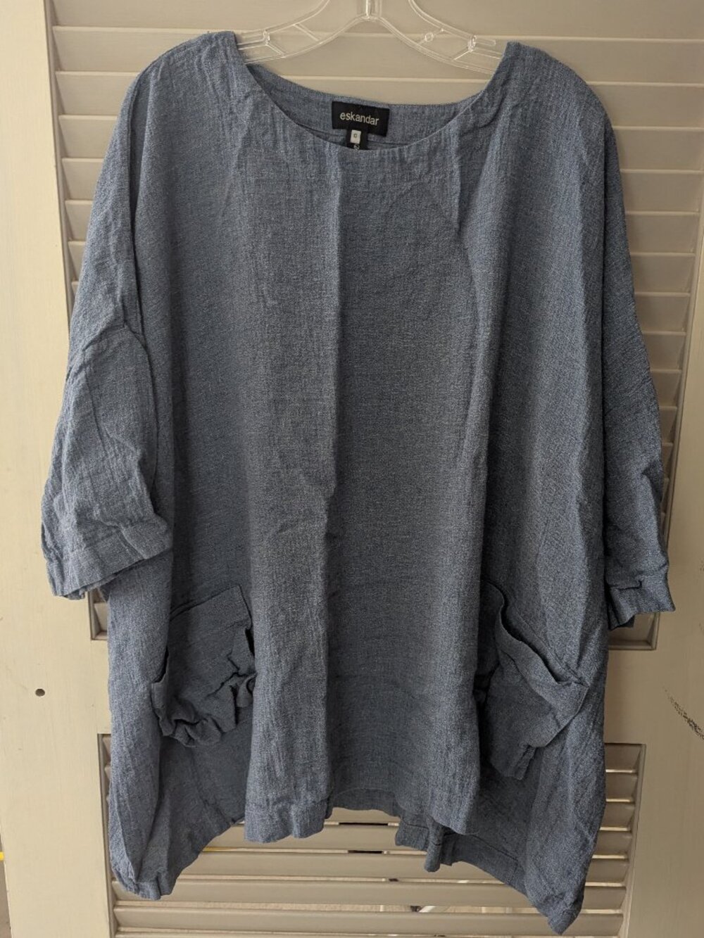 Eskandar linen top